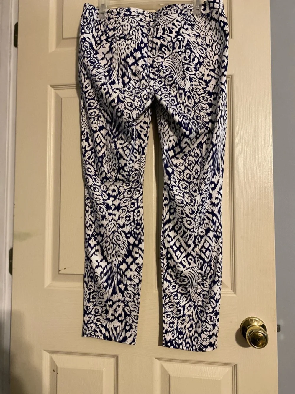 PRICE DROP Lilly Pulitzer Navy and White Ikat Slim Pants, Size 8 - Picture 2 of 3